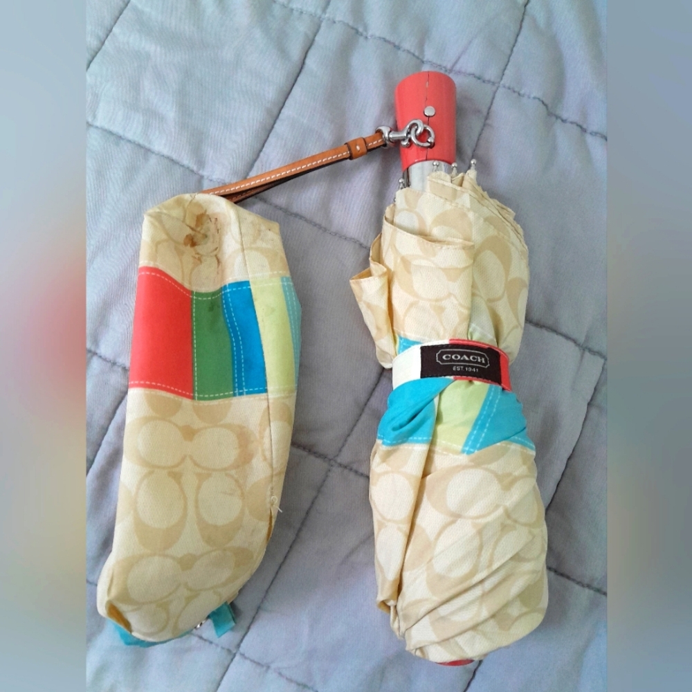 Coach umbrella